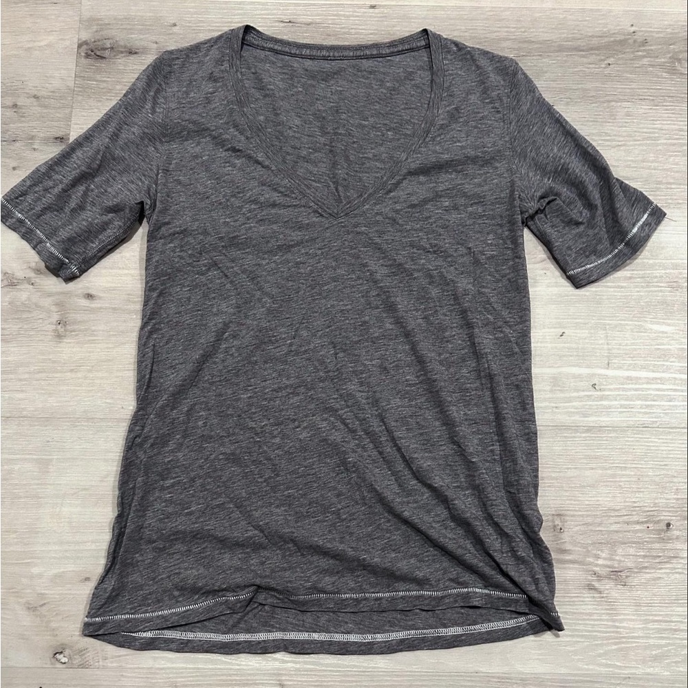 Lululemon Grey T-shirt